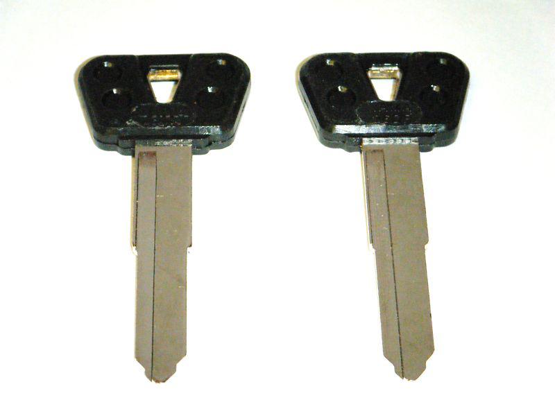 2 yamaha key blanks yzfr6r yzf r6 2003 2004 2005 2006 2007 r6v s