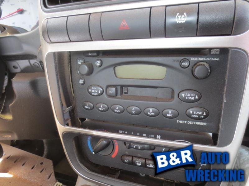 Radio/stereo for 00 01 02 03 04 05 saturn l series sedan ~