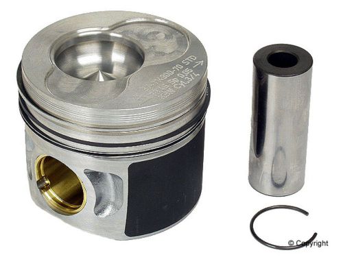 Nural engine piston w/rings 060 54016 342 engine piston