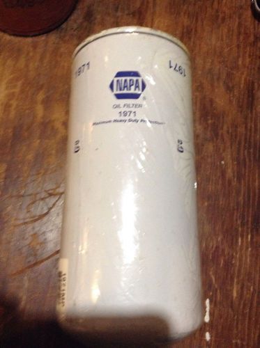 Napa gold 1971 oil filter - new in box