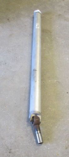 05 06 chevy silverado gmc sierra ext cab short bed 143.5&#034; wb rear drive shaft