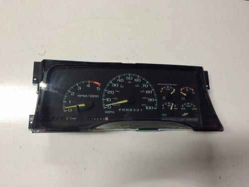 03 chevy tahoe speedometer instrument cluster #16207675 172k miles