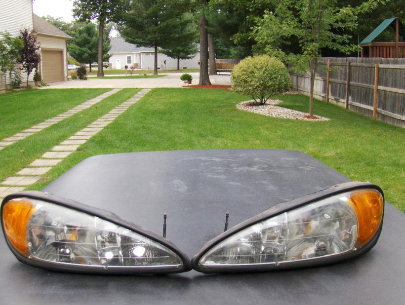 1999-2005 pontiac grand am headlights