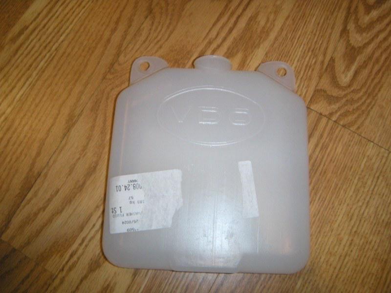 Mercedes vdo w111 w113 w121 oem part new windshield fluid container 1955-1971