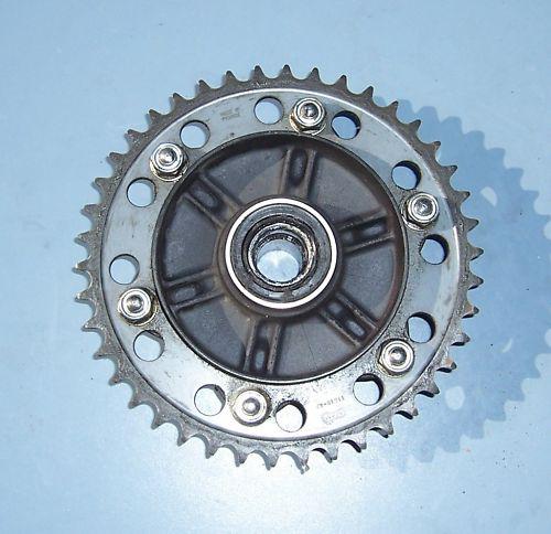 Honda rc51 rc 51 rvt 00 back rear sprocket hub