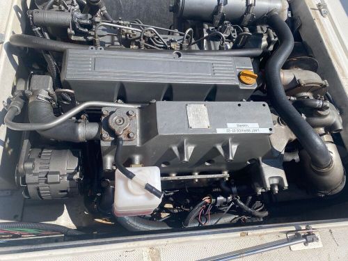 Yanmar 4lha-stp 240 hp marine diesel engine very clean runs great 900hrs