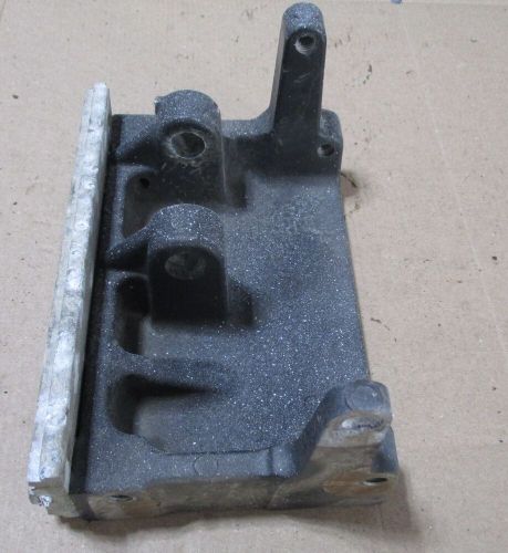 Mercury outboard 75 hp - 125 hp tilt trim anchor bracket 818771t1