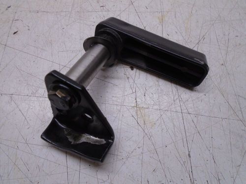 Cc2a 395758 evinrude johnson outboard motor hood latch handle &amp; hook 323170