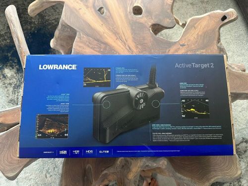 Lowrance active target 2 live sonar w/transducer  000-15959-001