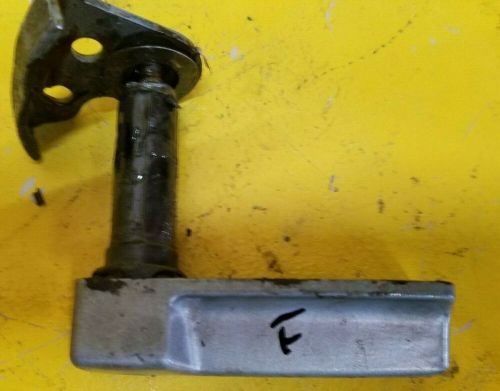 1986 evinrude 60 hp front latch handle 0396606