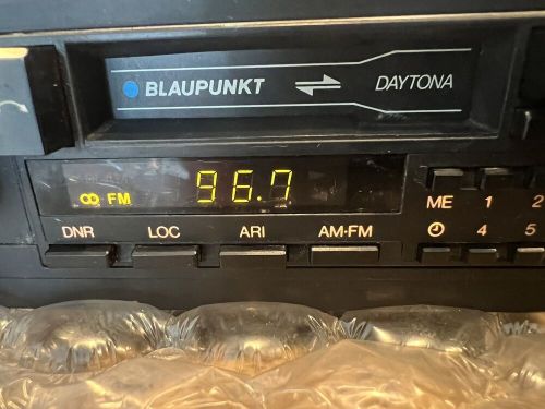 1980s blaupunkt daytona radio, porsche 944