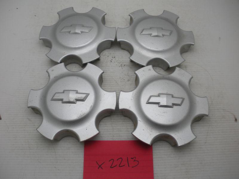 Set of 4 oem 05 06 07 08 chevy colorado 9596124 center caps hubcaps