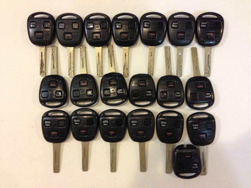 Lot of 20 lexus fob key less entry remote transmitter rx330 rx350 rx400h 04-09