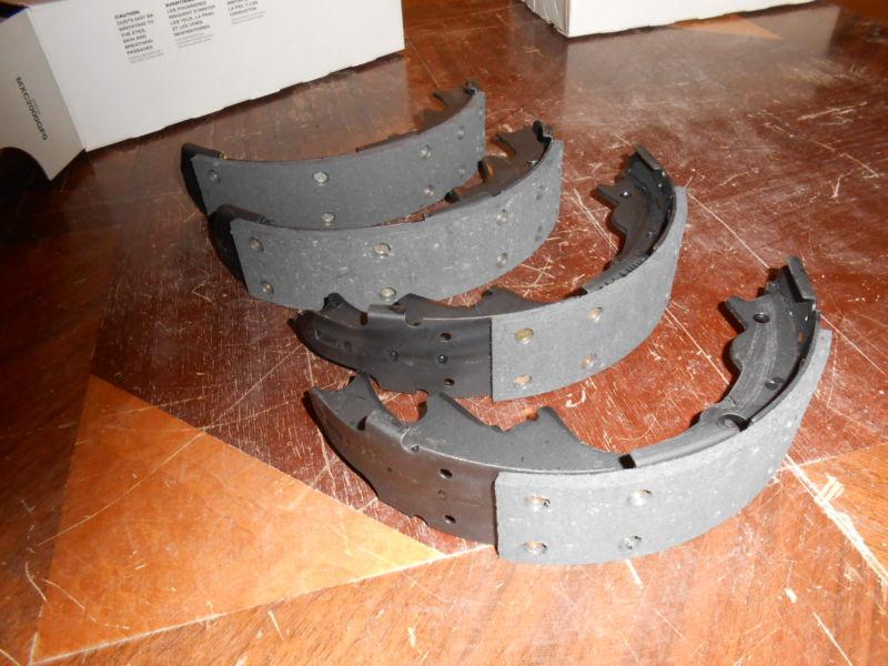 Nos. 95-11 ford  ranger brake shoes  xu2z-2v200-adarm or mc br103 oem.