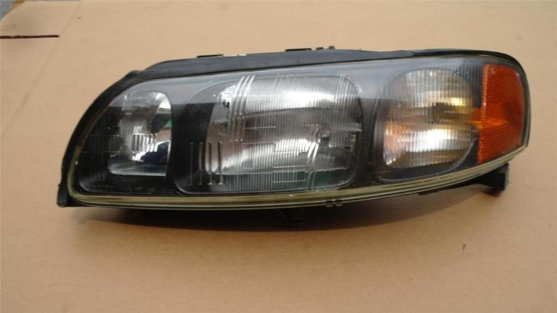 01 02 03 04 volvo s60 v70 xc70 oem headlight left side