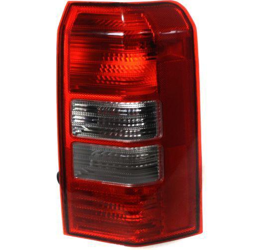 Rear brake light taillight lamp rh right hand passenger for 08-13 jeep patriot