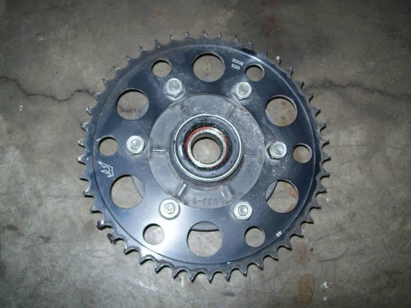 05 yamaha yzfr6 yzf-r6 cush drive hub & sprocket 105696