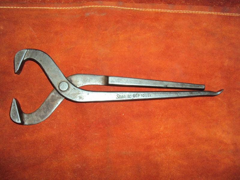 Snap on tools grease and dust cap pliers - excellent