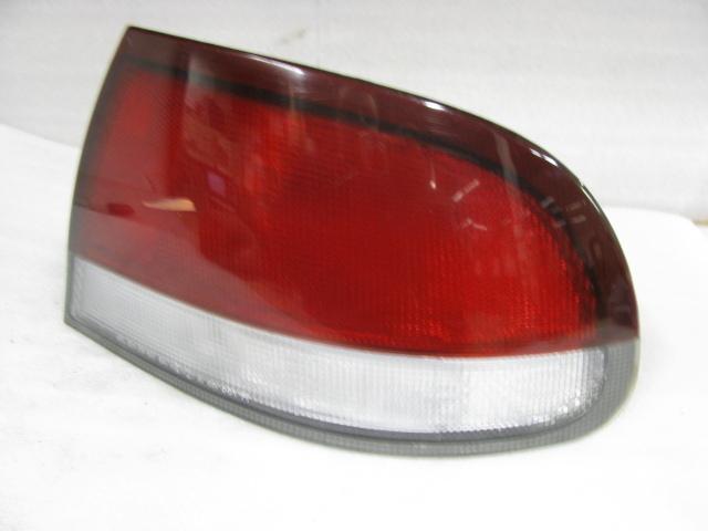 Tail light mazda 626 1993 93 94 95 96 97 outer right 37579