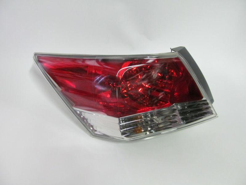 08 09 2010 2011 2012 honda accord sedan oem left tail light nice!