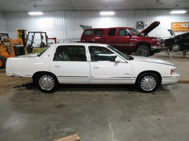 1998 cadillac deville front door right 2350313