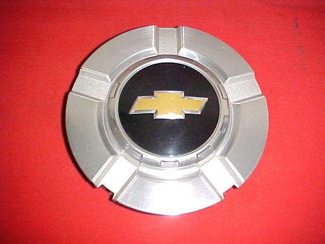 Chevy tahoe silverado suburban z71 wheel cover hub cap center cap 9596343