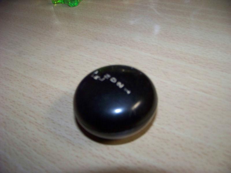 Vintage bakelite shift knob unknown make auto trans pre owned in good conditions