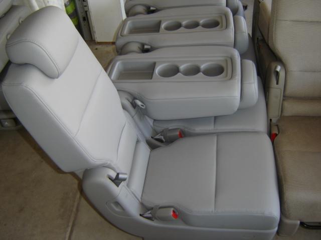 2011-2013  honda odyssey plus one  seat gray leather