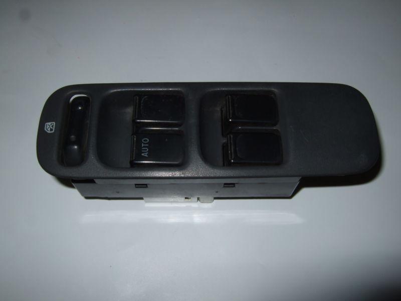 02 03 04 05  suzuki aerio  power window switch oem 2002 2003 2004 2005