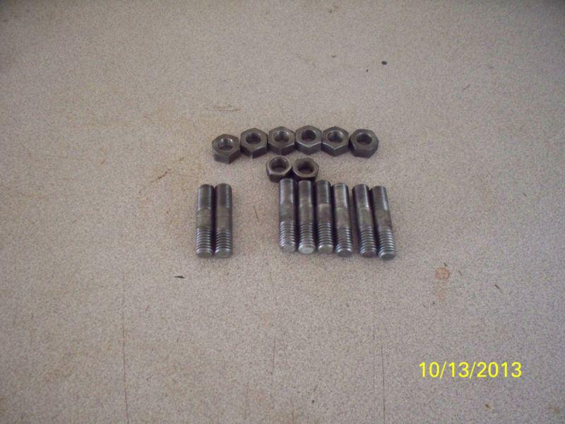 70-0672  triumph 650 750 cylinder base studs w/nuts 63-68 e672/e3523