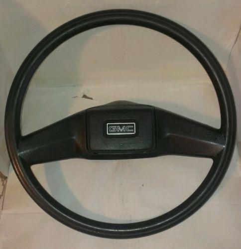 81 82 83 84 85 86 87 gmc truck steering wheel - very nice condition!
