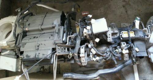 03 2006 infiniti g35 coupe sedan dash hvac unit parts sold separately