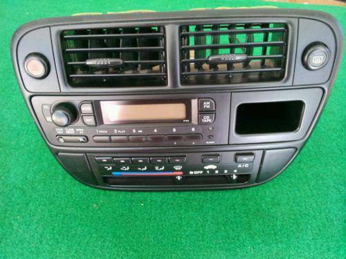 Honda civic radio heater dash trim bezel climate control unit 96 97 98