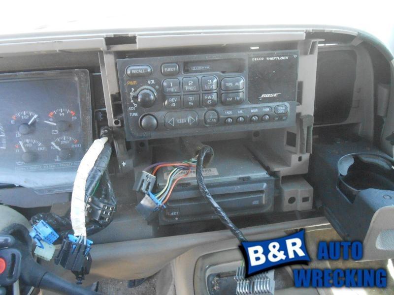 Radio/stereo for 99 00 cadillac escalade ~