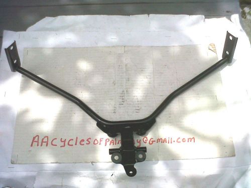 91-92 yamaha fzr 1000  fairing stay cowl bracket straight!