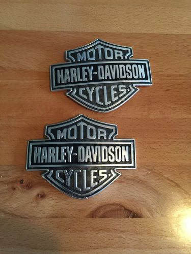 Harley davidson 2012 slim softail gas t. emblems.