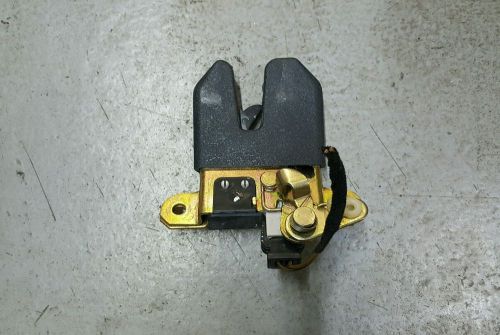 Oem 98 99 00 01 02 voltswagon passat trunk latch lock actuator 1j5827505d