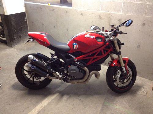 2012 ducati monster 1100 evo