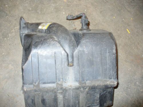 Ski doo rev 2003  mxz 600 airbox air box intake g