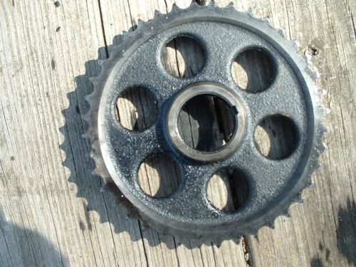 Mercedes-benz  w110, 200d, om621 camshaft sprocket