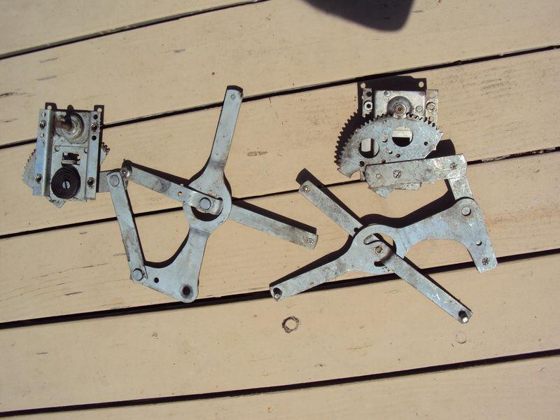 Triumph tr4 window regulators