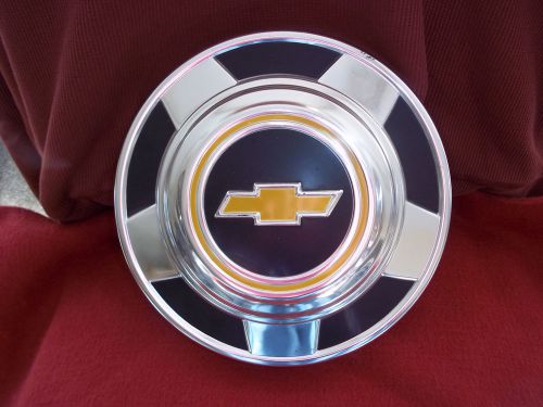 1970&#039;s-1980&#039;s chevy truck dog dish hubcaps truck  rare yellow trim 1/2 ton k5