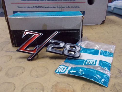 1969 camaro z-28 - z-28 emblem - gm 3957935 - new/old stock nos