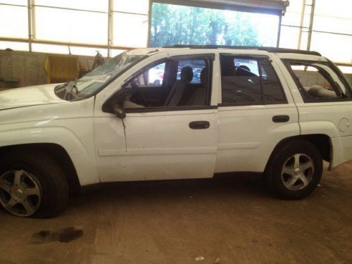 Passenger right caliper rear fits 02-09 envoy 2368699