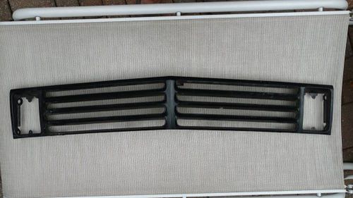 1974-75 vega grille nos