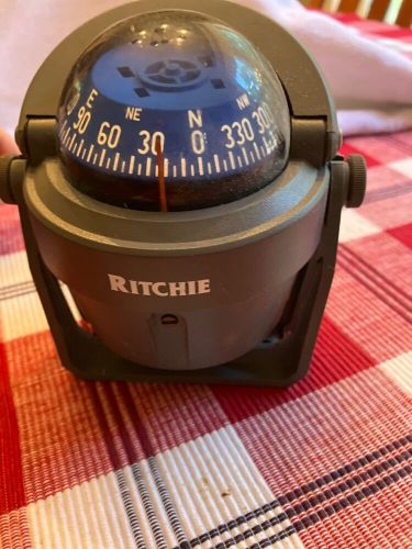 Ritchie b-51g boat marine explorer navigation compass