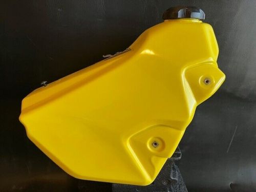 2002 suzuki drz oem gas tank excellent condition. ahrma