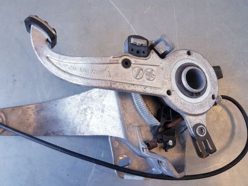 Mercedes sl55 r230 amg 2004 handbrake pedal mechanism