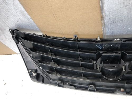 2012-2015 nissan versa front upper grill assembly p/n 623103ba5a