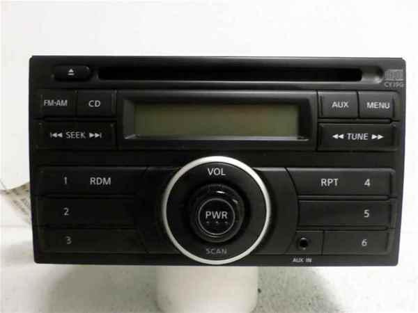 12 13 2012 2013 nissan versa cd player radio oem lkq